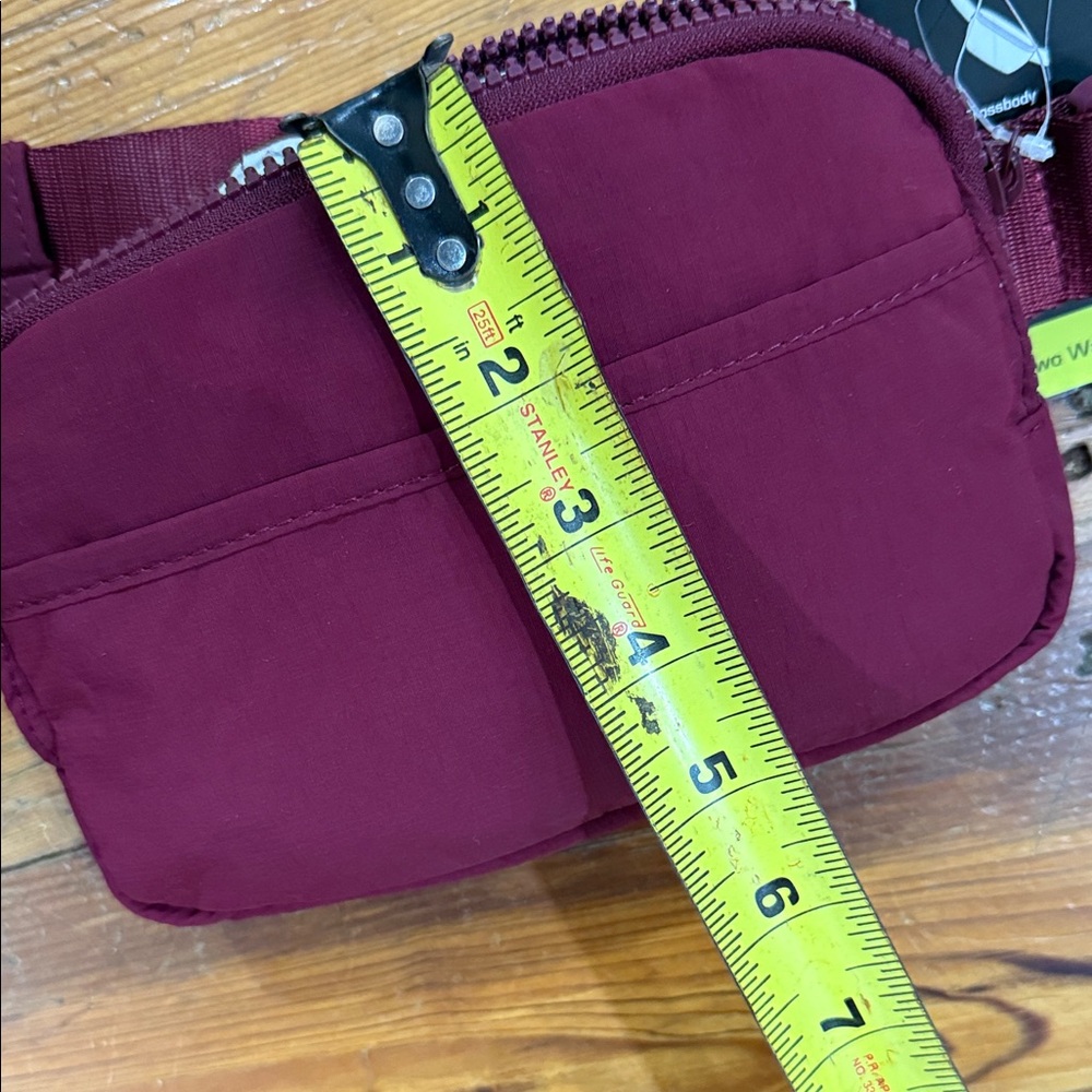 Athletic Works Burgundy Belt Bag crossbody or across waist - Picture 11 of 11